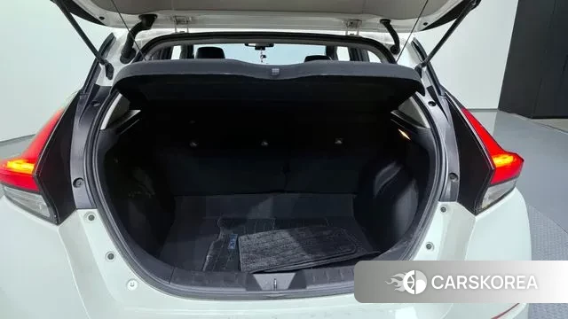 Nissan Leaf (ZE1) id 3407912 из Кореи 11