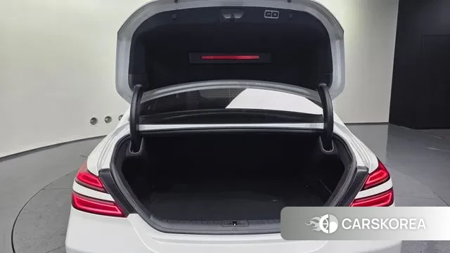 Genesis The New G70 id 3736153 из Кореи 11