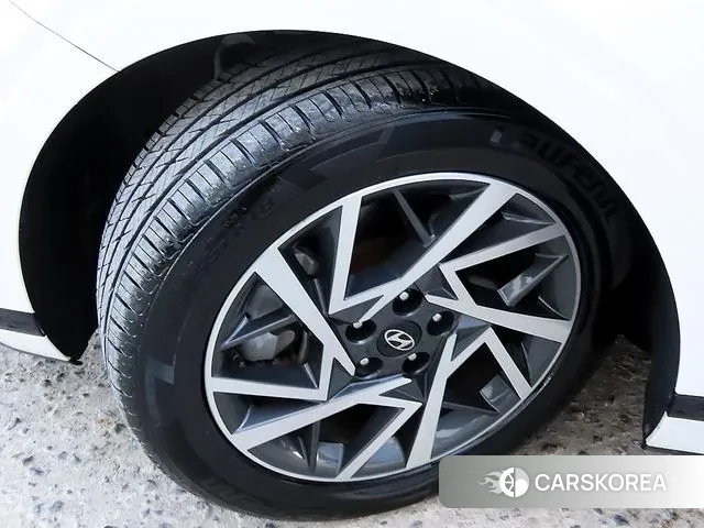 Hyundai Grandeur (GN7) id 3566101 из Кореи 11