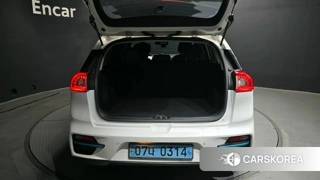 Kia Niro EV id 3845182 из Кореи 11
