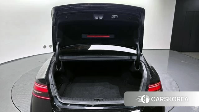 Genesis G90 (RS4) id 3851837 из Кореи 11