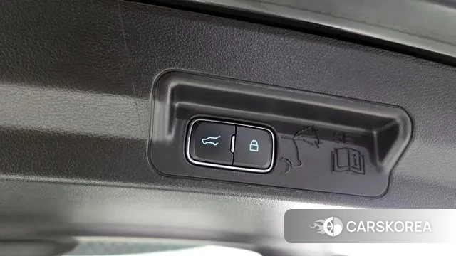 Ford Explorer 6th Generation id 3787383 из Кореи 11