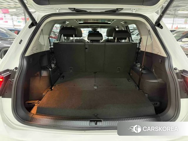 Volkswagen Tiguan L id 4260051 из Китая 11