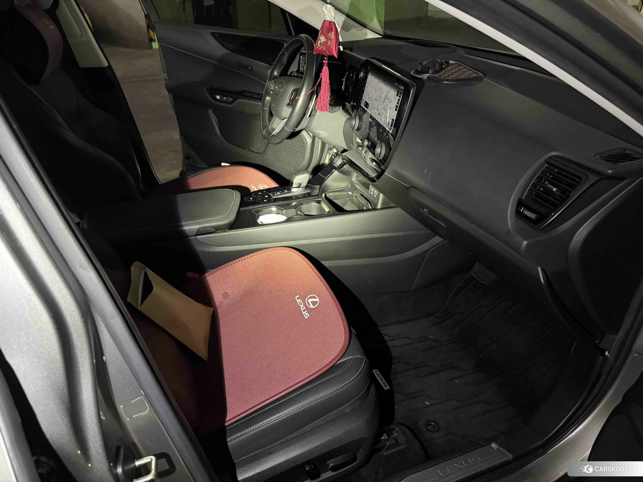 Lexus NX id 4510987 из Китая 11