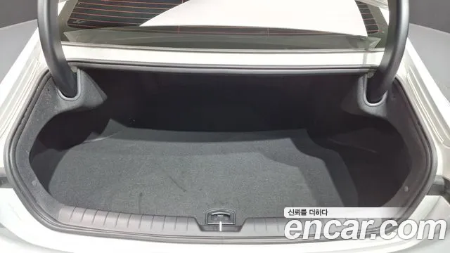 Hyundai Grandeur (GN7) id 2563596 из Кореи 11