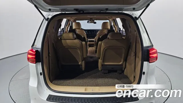 Kia The New Carnival id 2507270 из Кореи 11