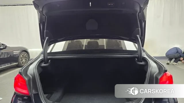 BMW 5 Series (G30) id 3520179 из Кореи 11