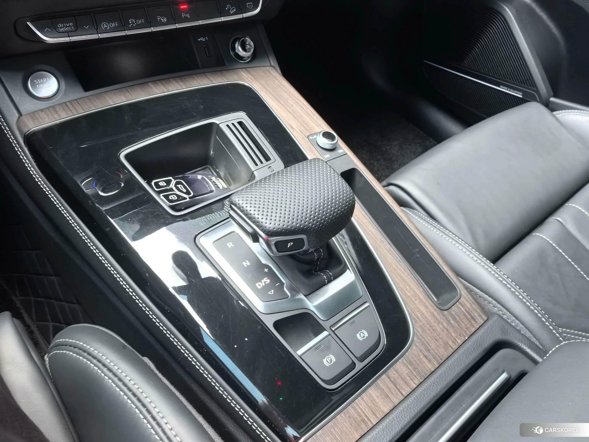 Audi Q5L id 4440298 из Китая 11