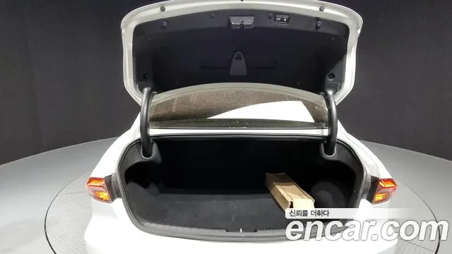 Hyundai The New Grandeur IG Hybrid id 2695532 из Кореи 11