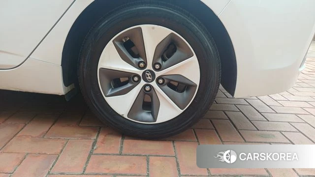 Hyundai Ionic Electric id 4180225 из Кореи 11