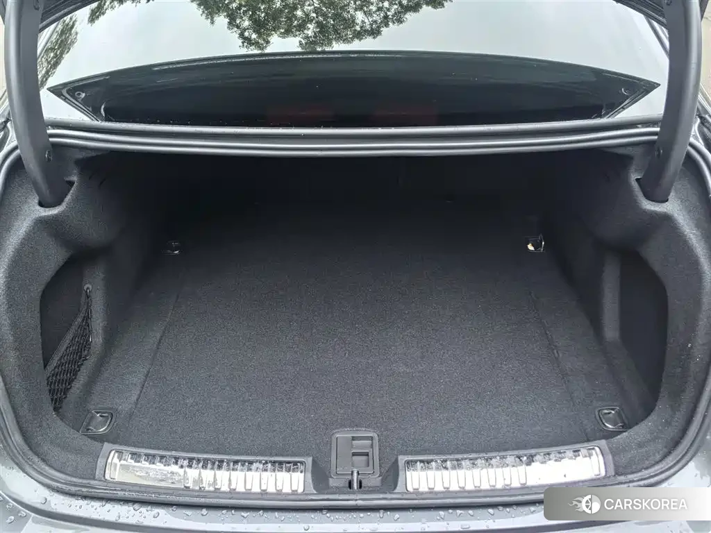 Audi A5L id 4664565 из Китая 11