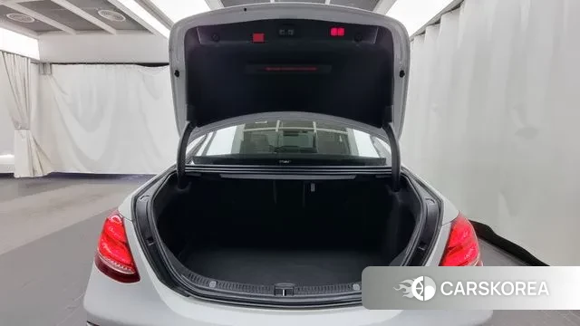 Mercedes-Benz E-Class W213 id 3106396 из Кореи 11