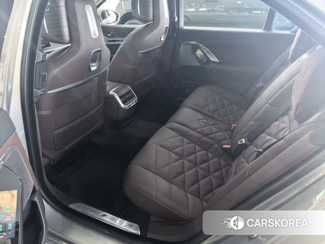 BMW 7 series id 4365754 из Китая 11