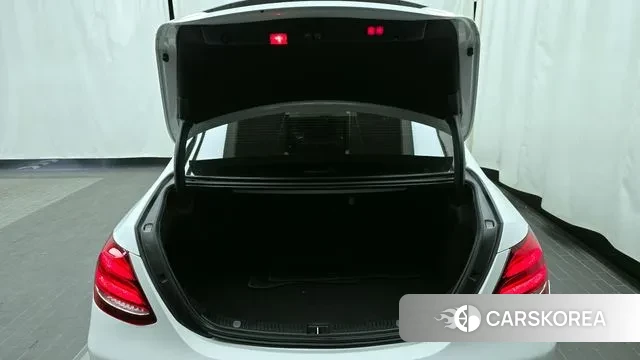 Mercedes-Benz E-Class W213 id 3519984 из Кореи 11