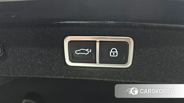 Hyundai Grandeur (GN7) id 3016479 из Кореи 11