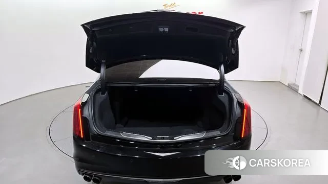 Cadillac CT6 id 3438894 из Кореи 11