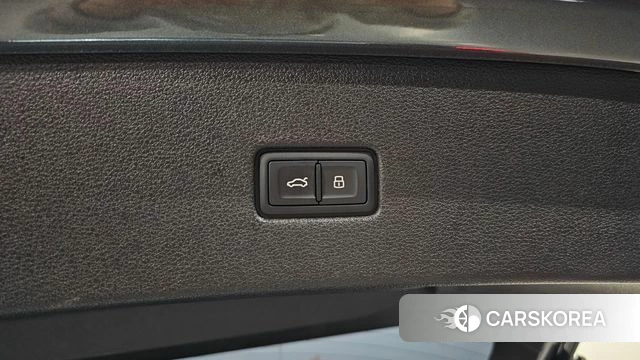 Audi Q8 (4M) id 3806803 из Кореи 11