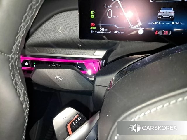 BMW 7 Series (G70) id 3841568 из Кореи 11