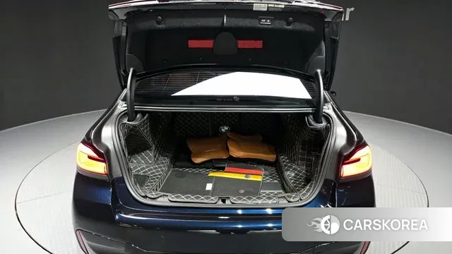 BMW 5 Series (G30) id 3360396 из Кореи 11