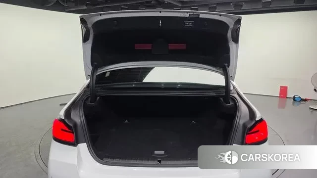 BMW 5 Series (G30) id 3681013 из Кореи 11