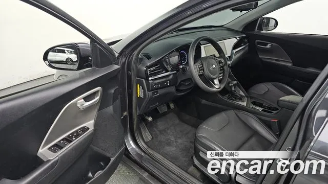 Kia The New Niro id 2575527 из Кореи 11