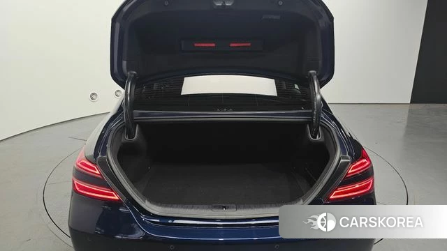 Genesis The New G70 id 3827680 из Кореи 11