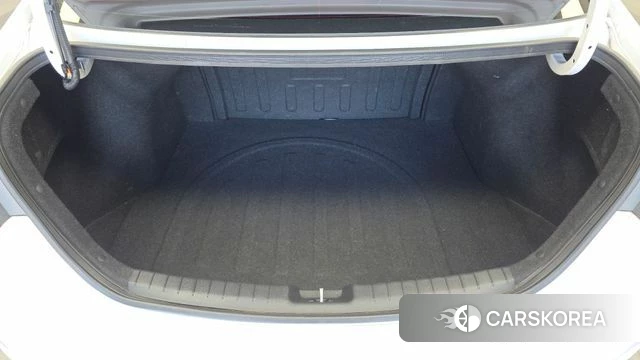 Hyundai Avante AD id 4850031 из Кореи 11