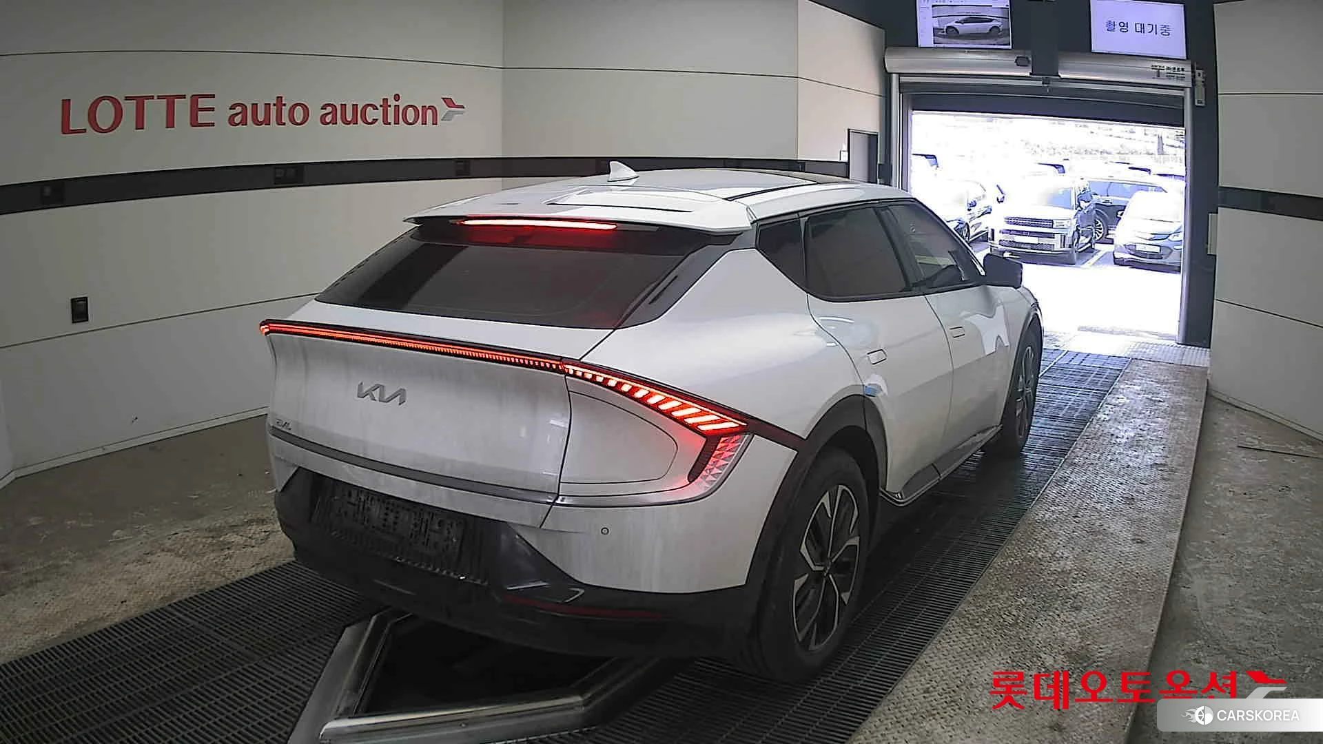 Kia EV6 id 3882087 из Кореи 11