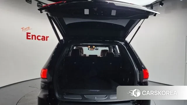 Jeep Grand Cherokee id 3702493 из Кореи 11