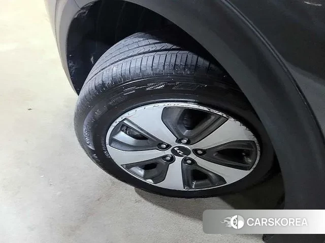 Kia The New Niro id 3373481 из Кореи 11