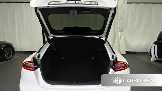 Kia Stinger id 2986786 из Кореи 11