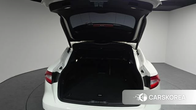 Maserati Levante id 3861521 из Кореи 11