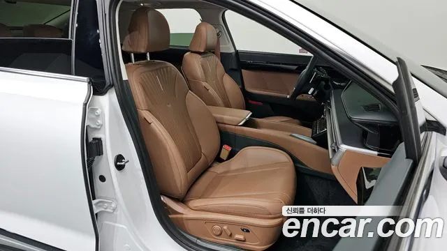 Hyundai Grandeur (GN7) id 2655806 из Кореи 11