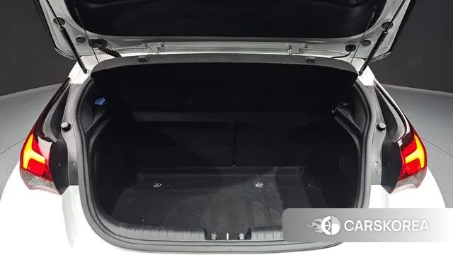 Hyundai Veloster (JS) id 2979661 из Кореи 11