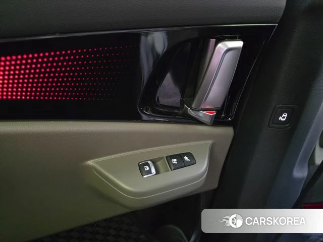 Kia The New Carnival 4th Generation id 4177954 из Кореи 11