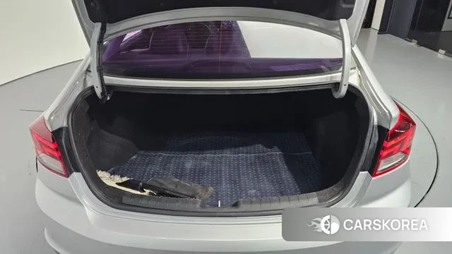 Hyundai The New Avante AD id 3368573 из Кореи 11