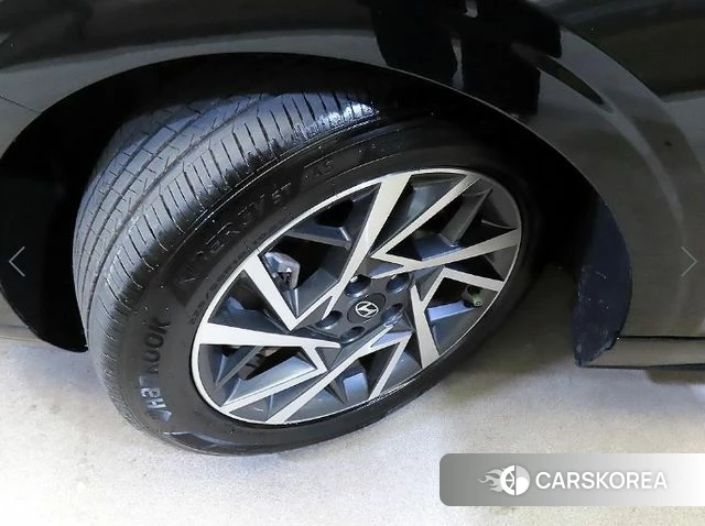 Hyundai Grandeur (GN7) id 4768375 из Кореи 11