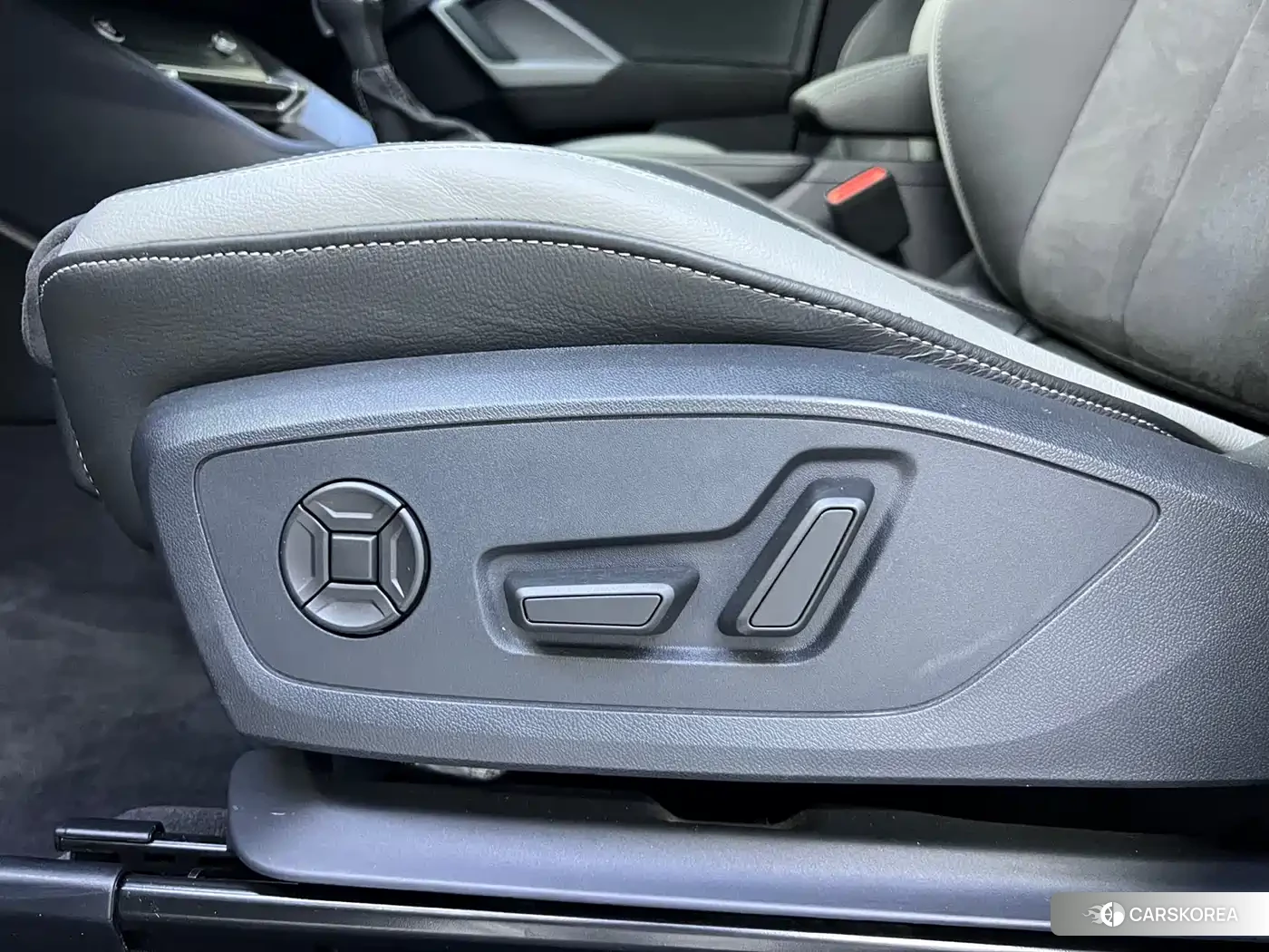 Audi Q3 id 4570840 из Китая 11
