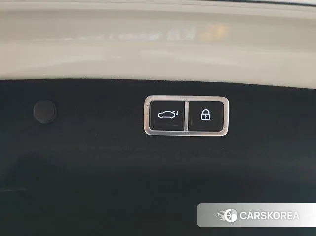 Hyundai Grandeur (GN7) id 3236662 из Кореи 11