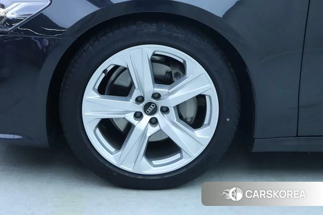 Audi A7 id 4208177 из Китая 11