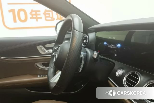 Mercedes-Benz E-class id 4261727 из Китая 11