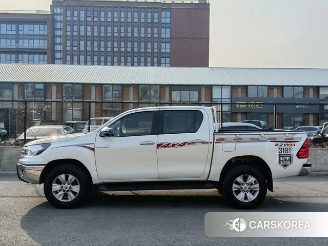 Toyota Hilux id 4235048 из Китая 11