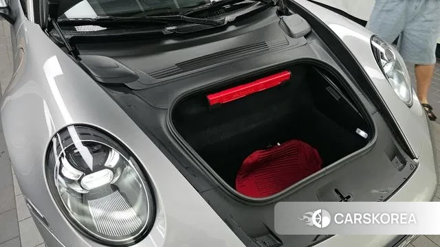 Porsche 911(992) id 3008768 из Кореи 11