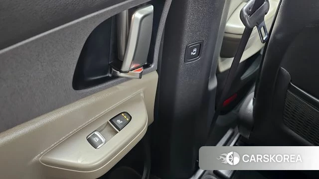 Kia The New Carnival 4th Generation id 3934111 из Кореи 11