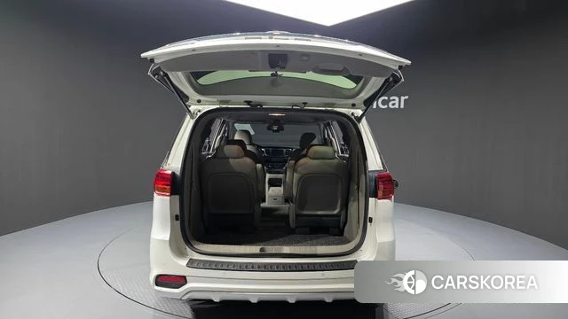 Kia The New Carnival id 4937656 из Кореи 11