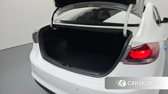 Hyundai Avante AD id 3345289 из Кореи 11