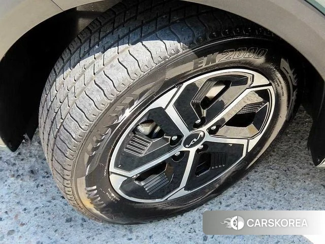 Kia Di Ol Nu Niro id 4929480 из Кореи 11
