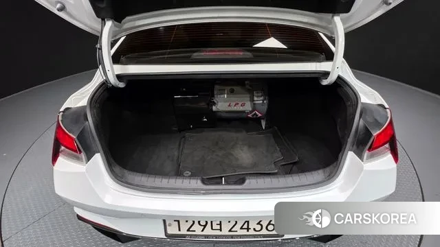 Hyundai Avante (CN7) id 3059990 из Кореи 11