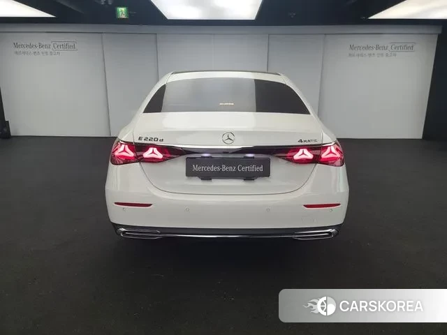 Mercedes-Benz E-Class W214 id 2899828 из Кореи 11