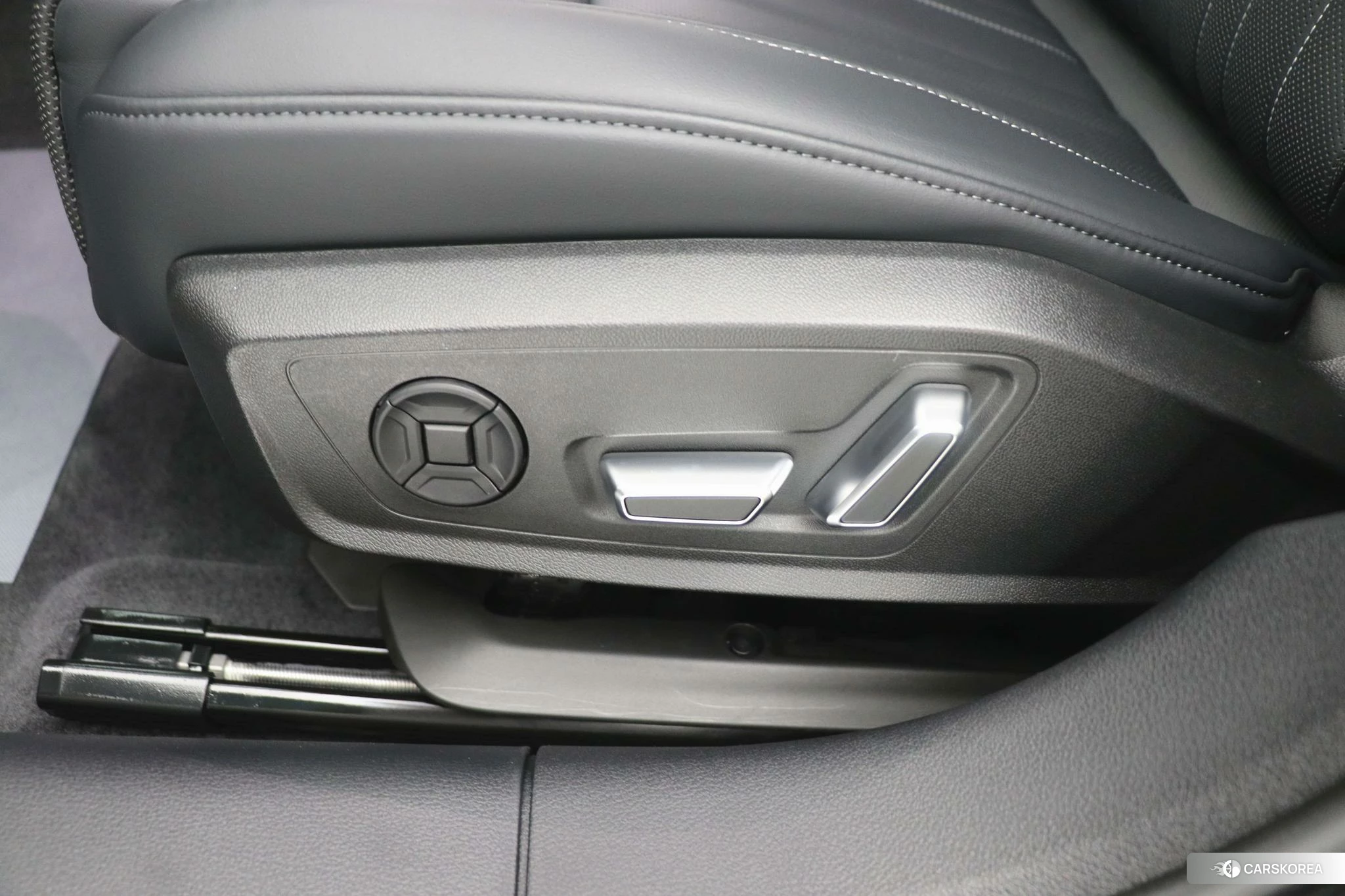 Audi A6L id 4505004 из Китая 11
